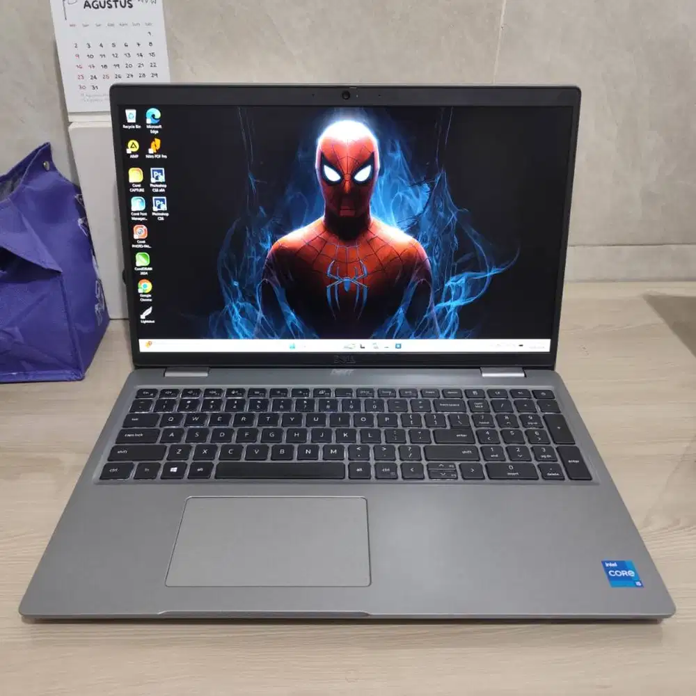 Laptop Dell Latitude 5520 Intel Core i5 Gen 11th Layar Lebar