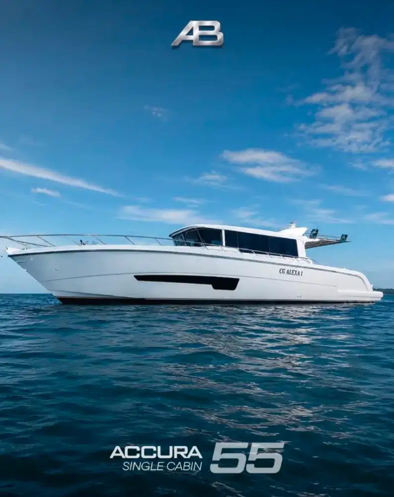 Private boat & Phinisi/ Speedboat