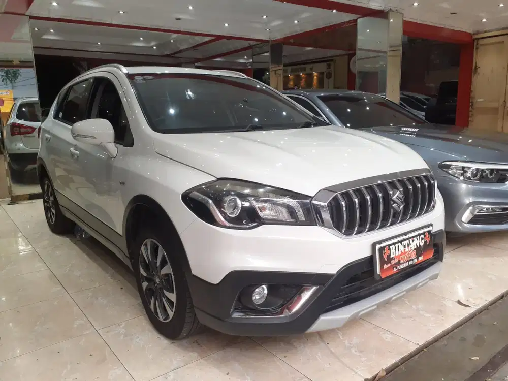 SUZUKI S-CROSS AT 2017 FACELIFT PUTIH / MODEL THN 2018 [BINTANG MOTOR]