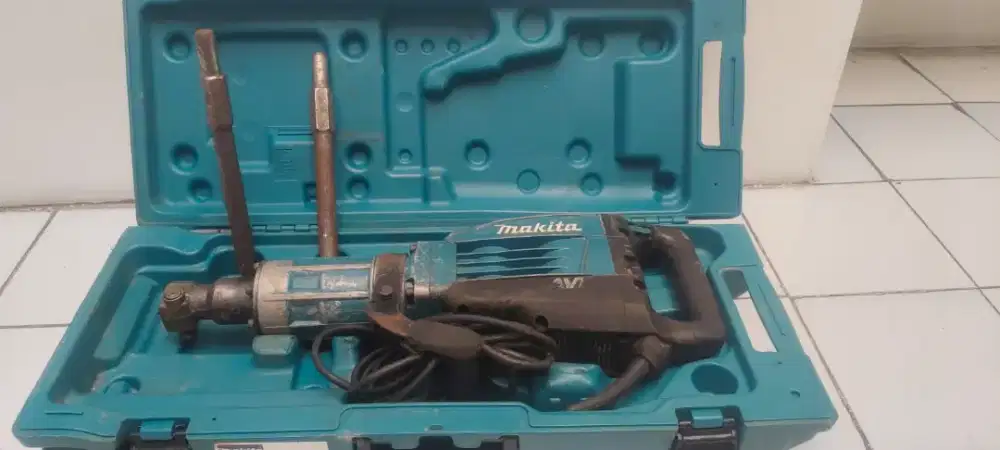 Jack Hammer Makita AVT HM 1317 C