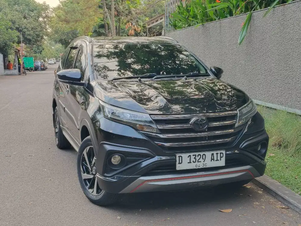 toyota rush S trd sportivo at matic 2020 hitam mulus bandung