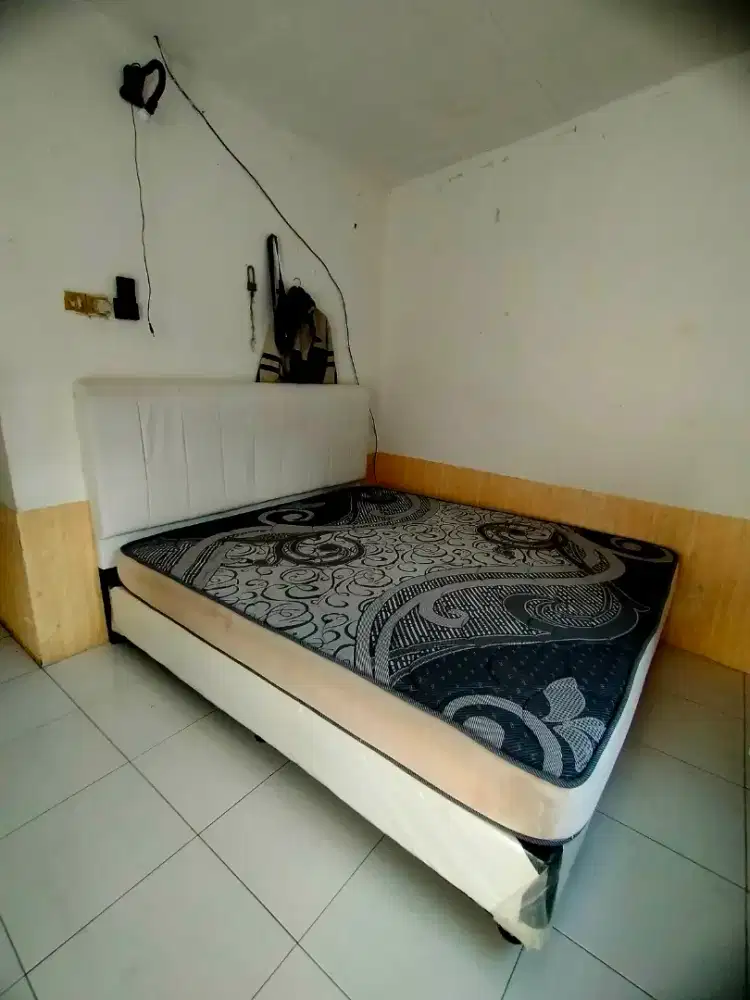 Tempat Tidur Set Divan + Bed