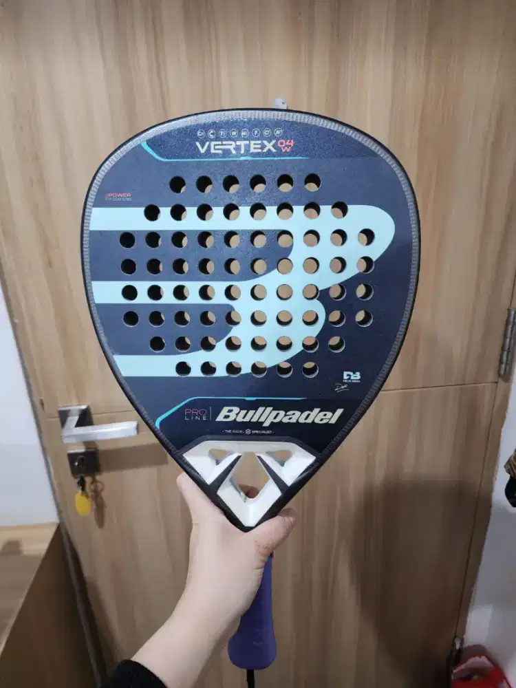 Jual / WTS Raket Padel - Bullpadel Vertex 04 Woman by Delfi Brea