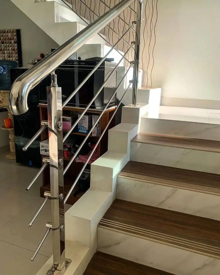 Railling tangga/balkon rumah model stainless stell