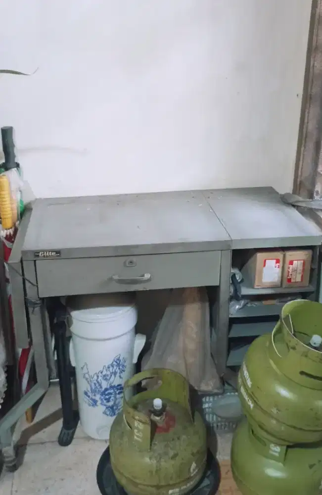 Meja Computer/Kerja Preloved