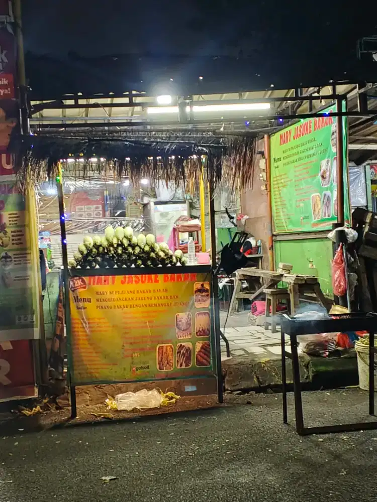 Di butuhkan karyawan untuk menjaga outlet