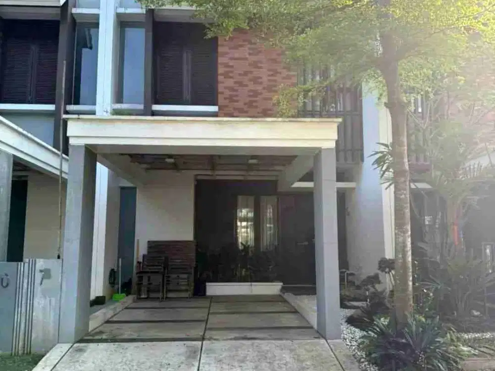 RUMAH 2 LANTAI CIMANGGIS GOLF ESTATE CIBUBUR SHM SEMI FURNITUR RAPI SIAP HUNI VIEW DEPAN TAMAN