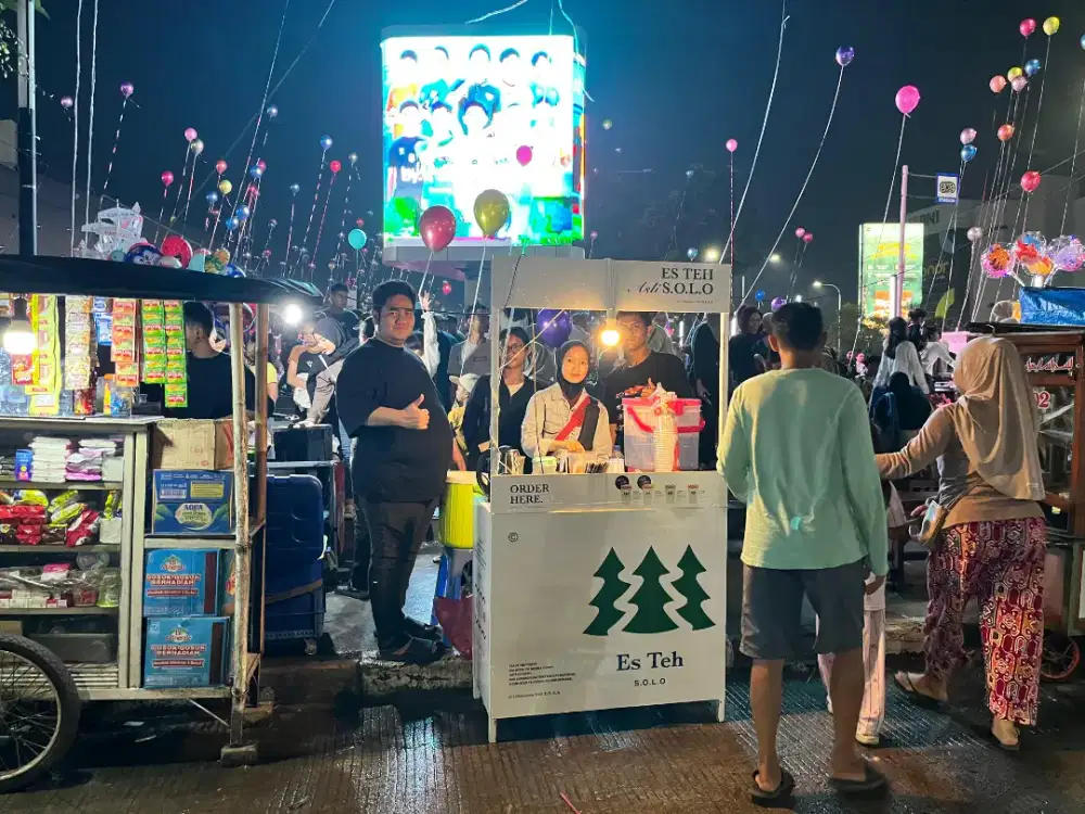 Stand Booth Es Teh Solo