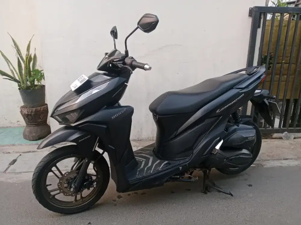 VARIO 150 KEYLES 2020 KOMPLIT BAGUS