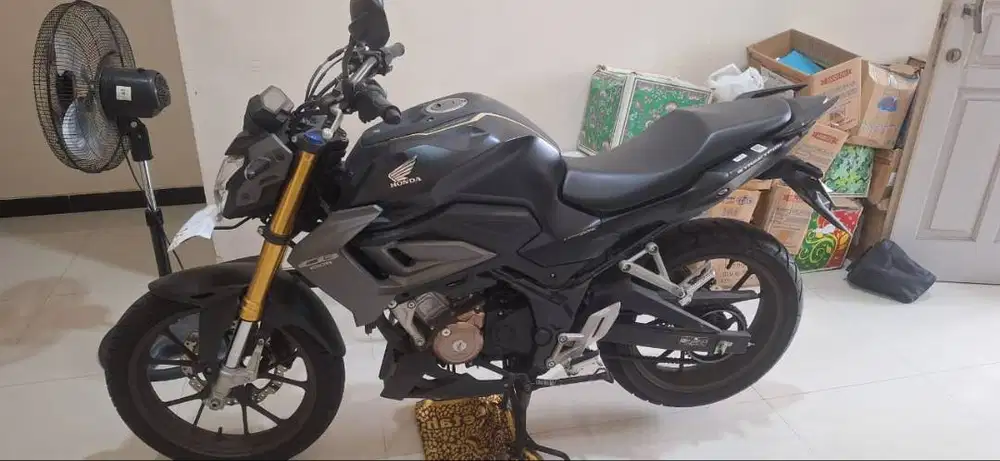 Honda CB150R th 2023
