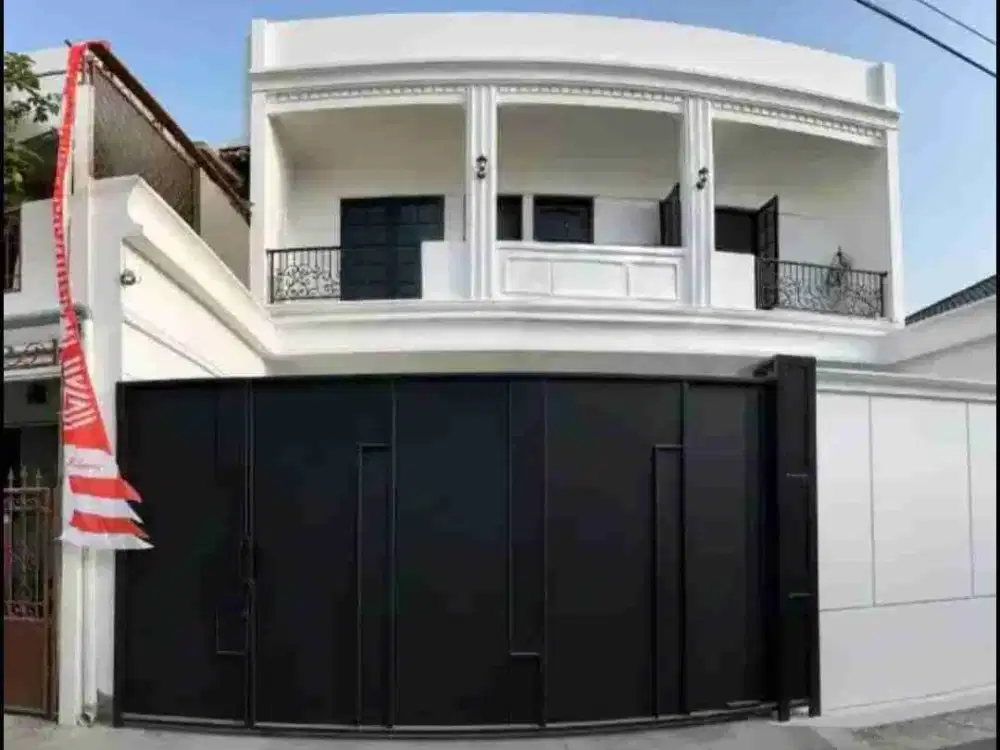 Rumah baru 2 Lantai 7 Kamar di Bidara Cina , otista, Jatinegara
