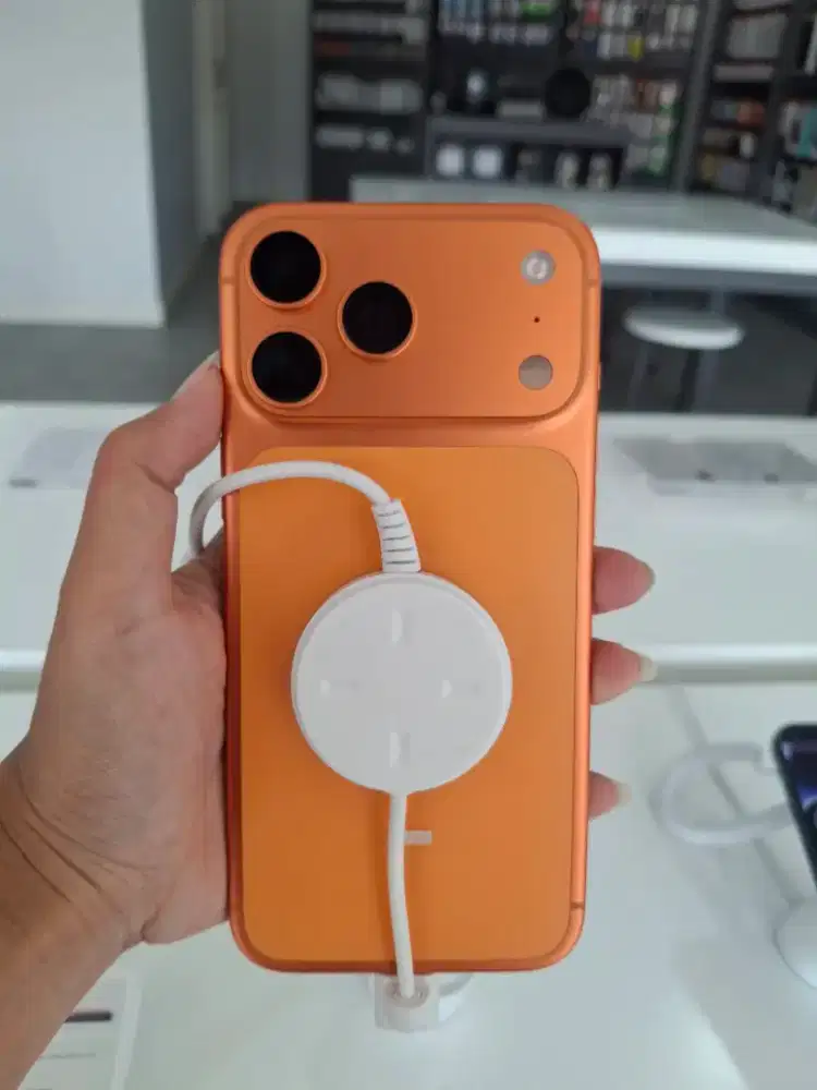 Cicilan Iphone 17 pro max mulai dari 900/bulan