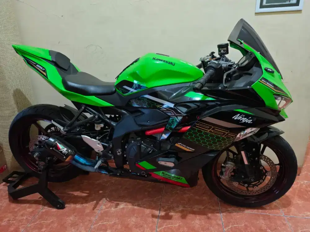 Kawasaki ZX 25 R KRT ABS 2021