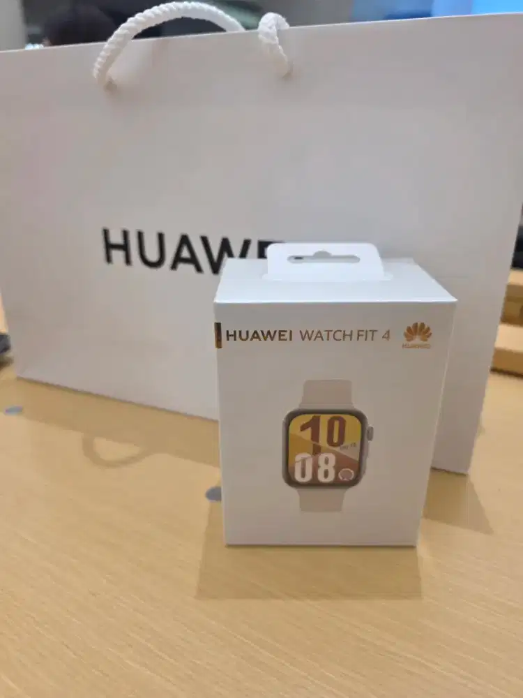 Huawei Watch Fit 4 (BARU)