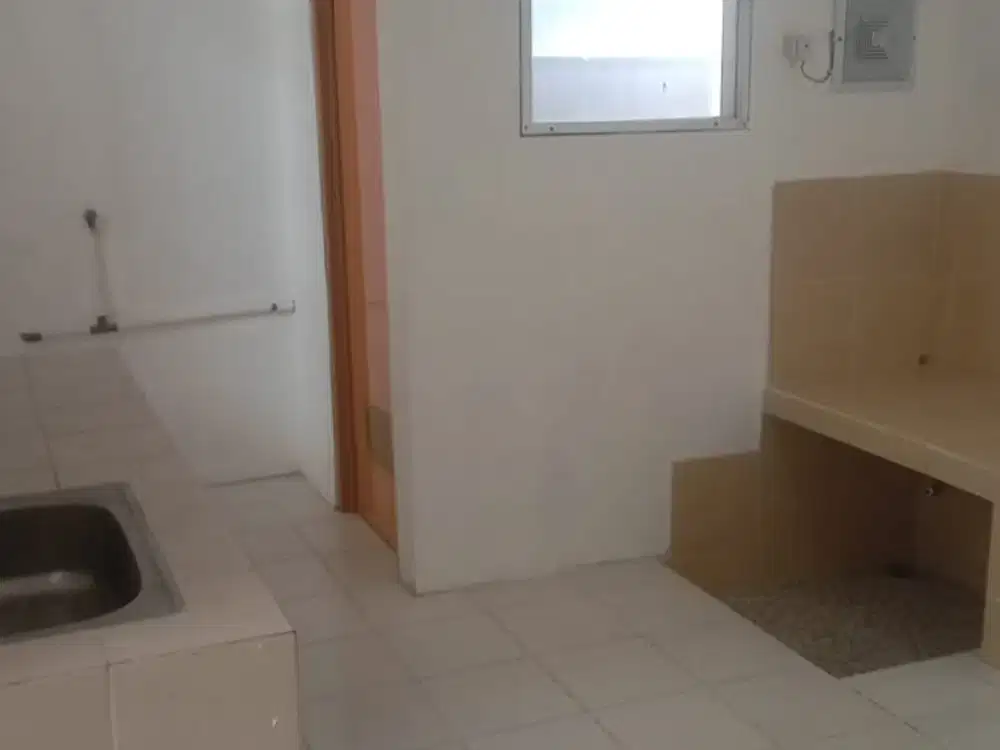 Disewakan Rumah Siap Huni West Portofino Citra Raya