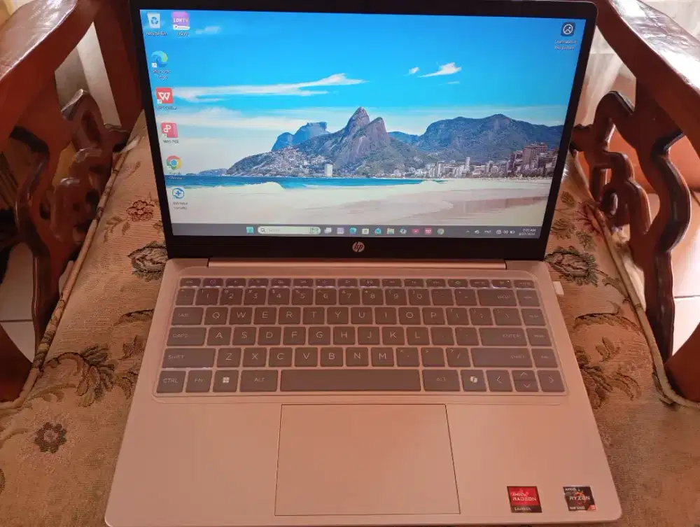laptop hp 14-em0320AU Ryzen 3 7320U
