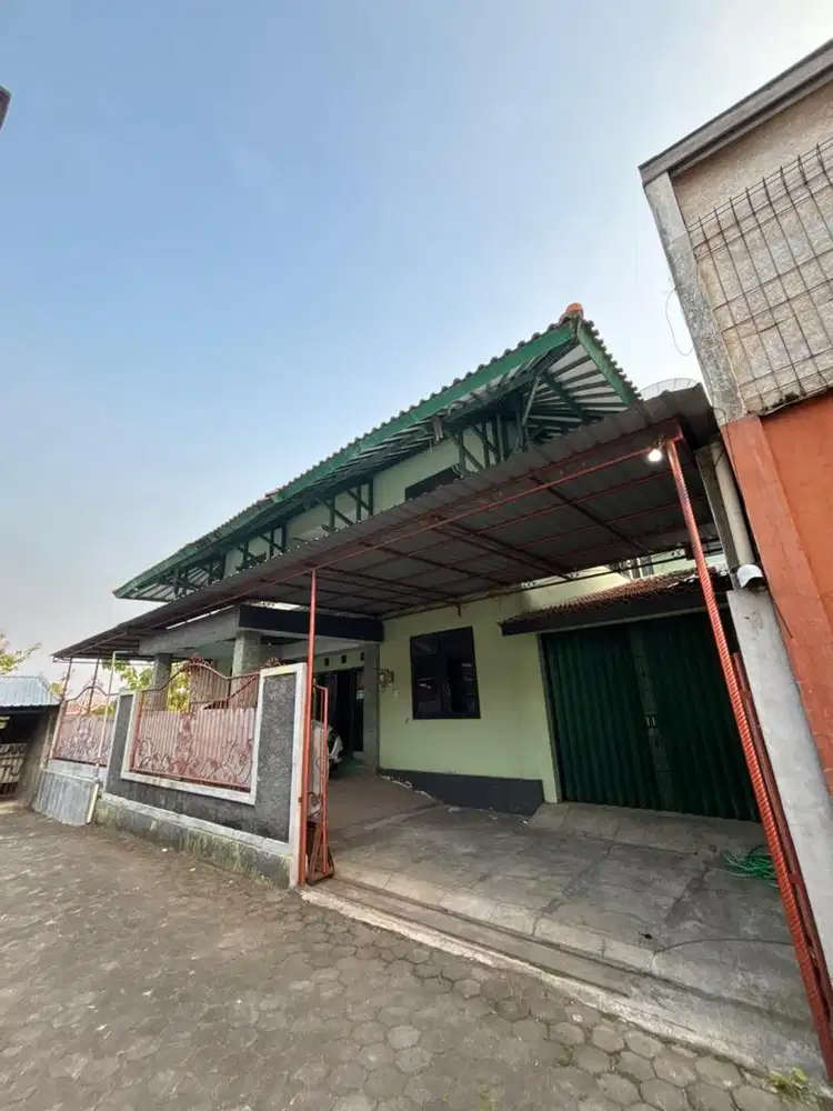 DIJUAL RUMAH LUAS COCON UNTUK KELUARGA BESAR ATAU INVESTASI
