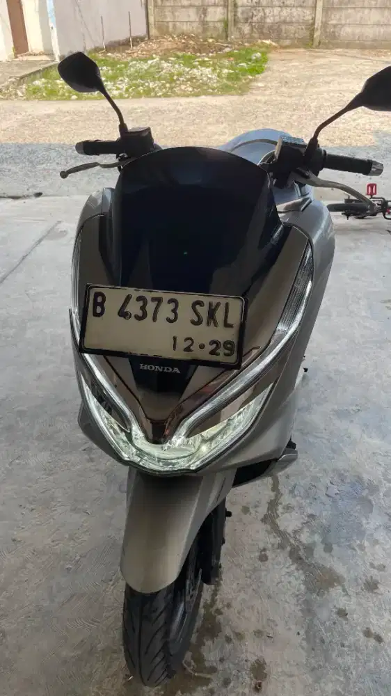 Honda PCX silver terbaik siap Nego