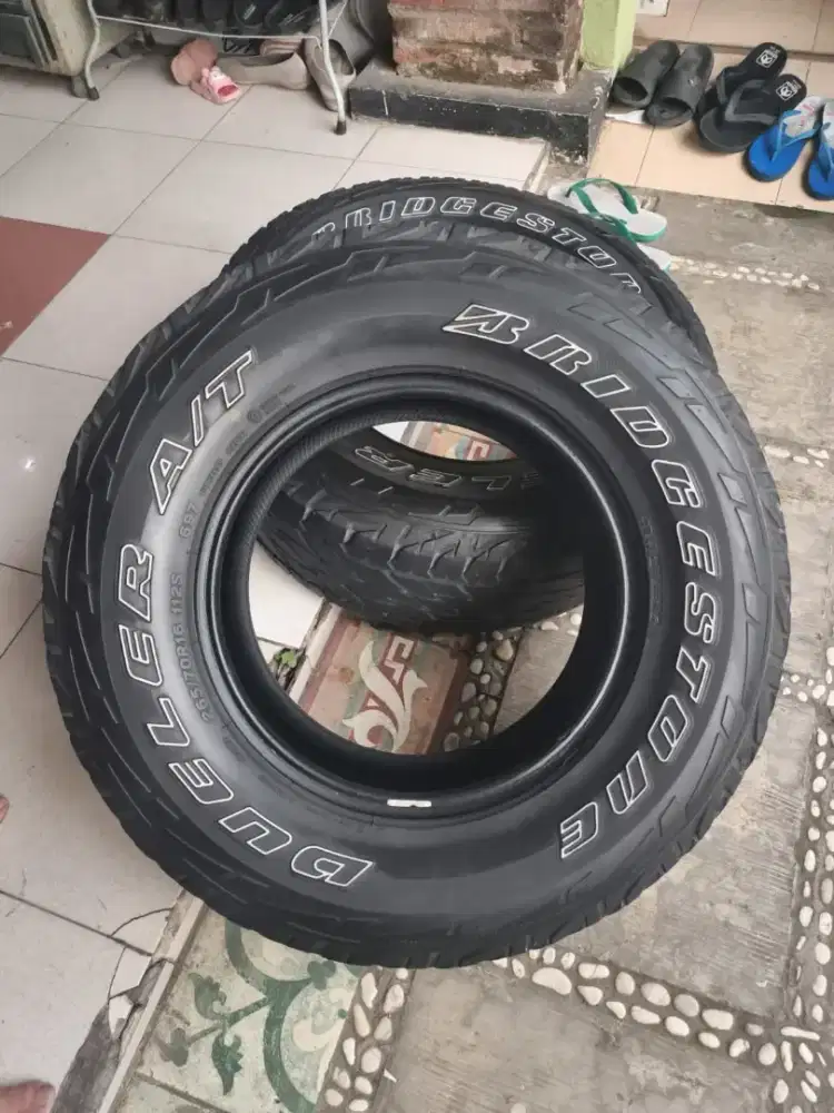 Dijual 2 ban bridgestone dueler at