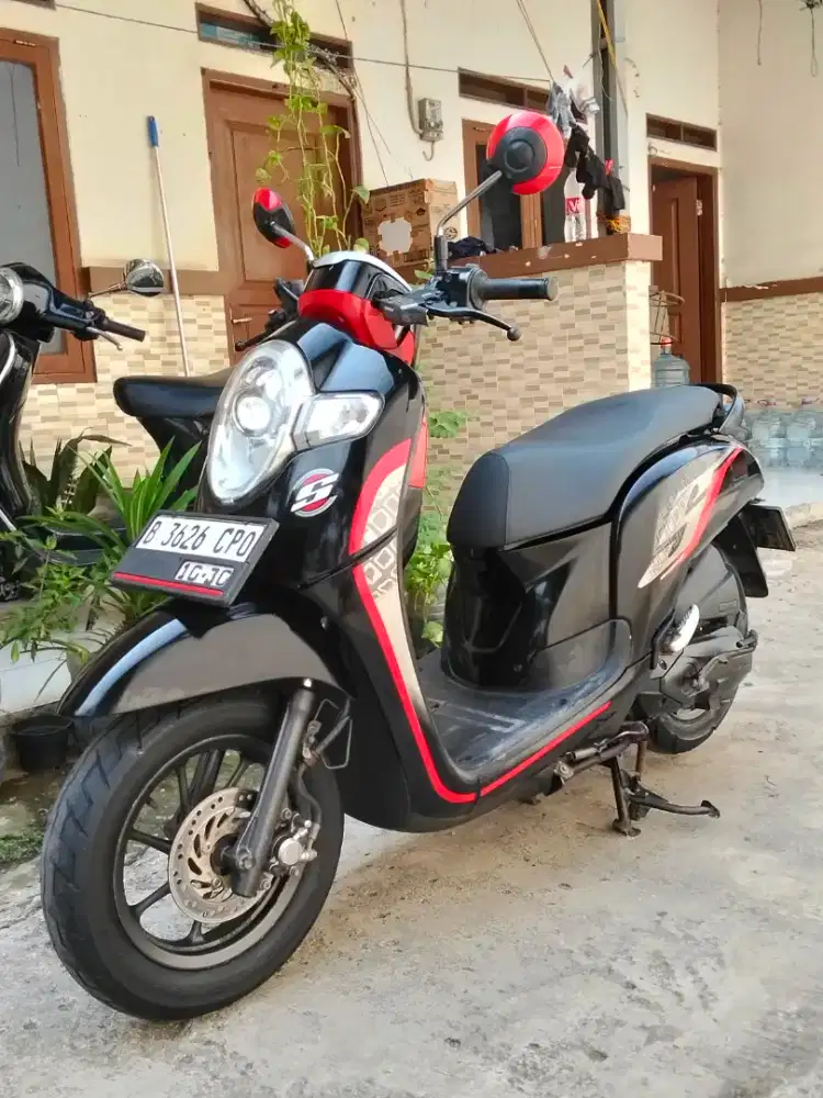 HONDA SCOOPY CBS ISS TAHUN 2020 PAJAK HIDUP