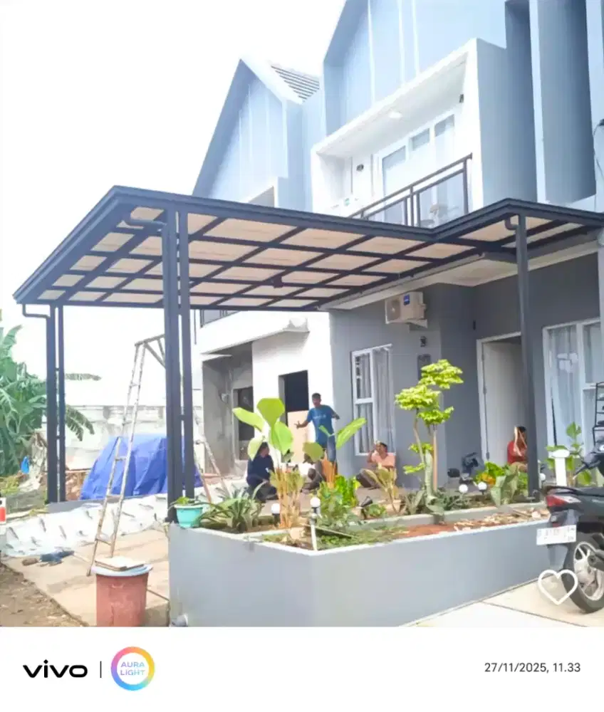 Pasang kanopi baja ringan