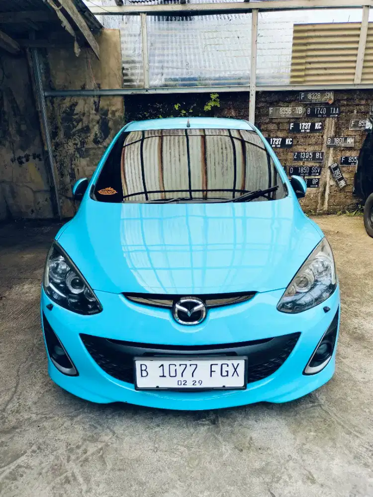 Mazda2 hatchback tipe R manual
