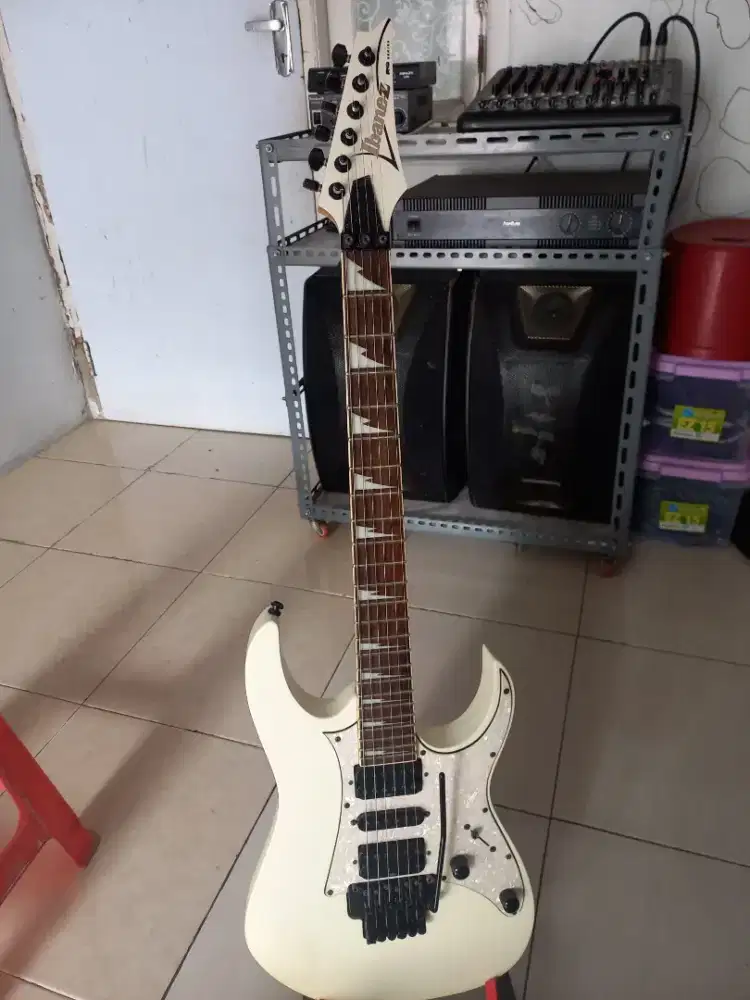 Gitar elektrik Ibanez RG350