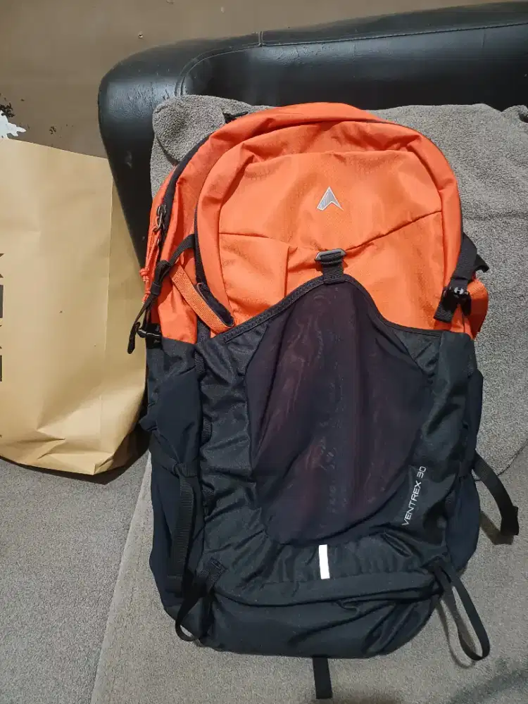 Tas punggung EIGER