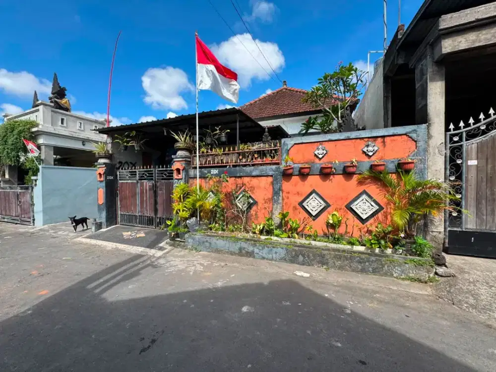 For sale  Di jual rumah lantai 1 Lokasi di jln padma perumahan betengsari padma denpasar utara