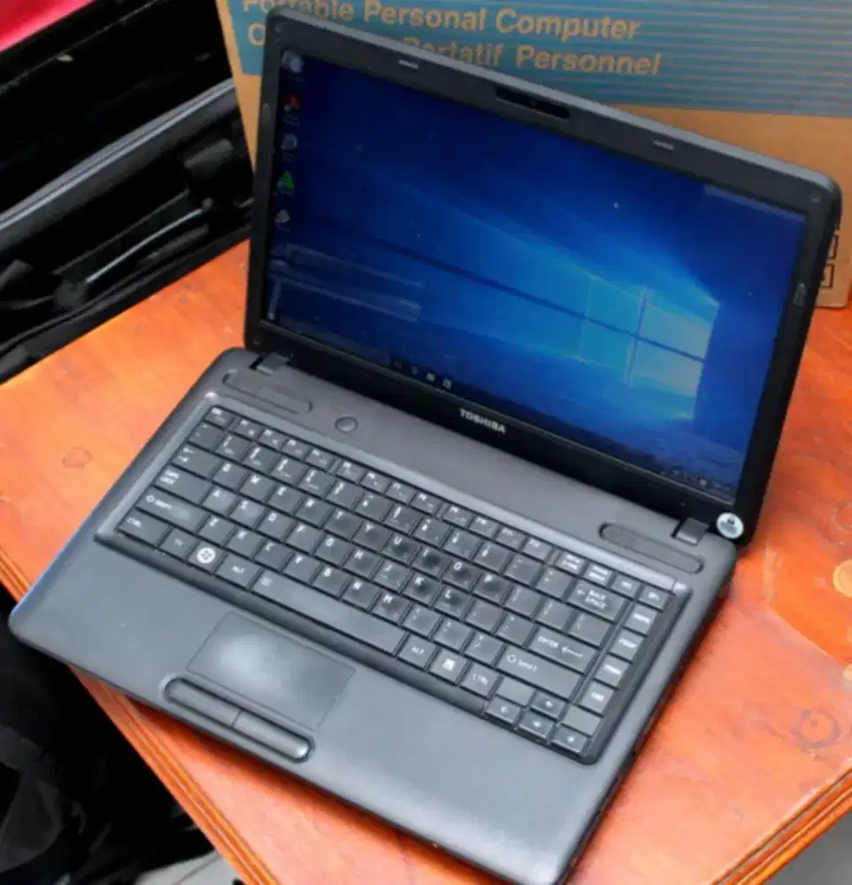 CORE i3 RAM4GB Laptop 14 inch TOSHIBA Satellite C640 NORMAL