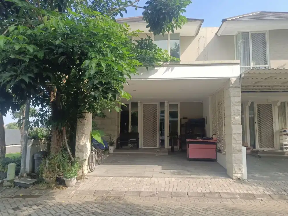 Rumah Furnished 2 Lantai Di The Greenlake Citraland Surabaya Barat