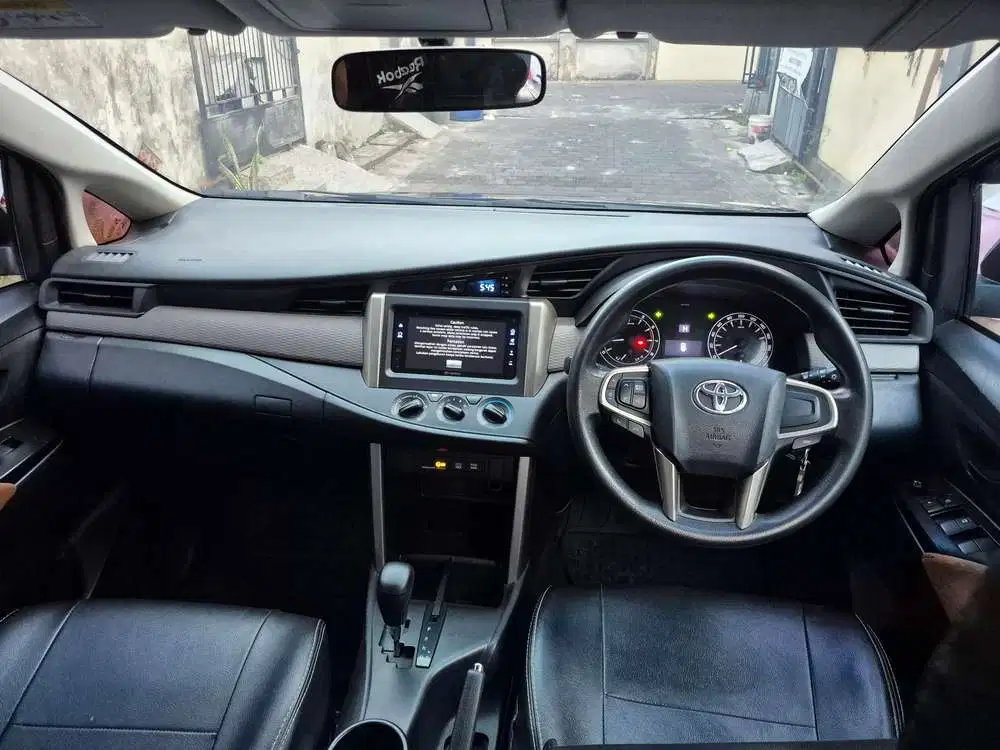 Toyota Kijang Innova 2018 Bensin