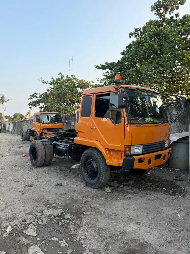 Trailer Mitsubishi Genjo 220ps 2013