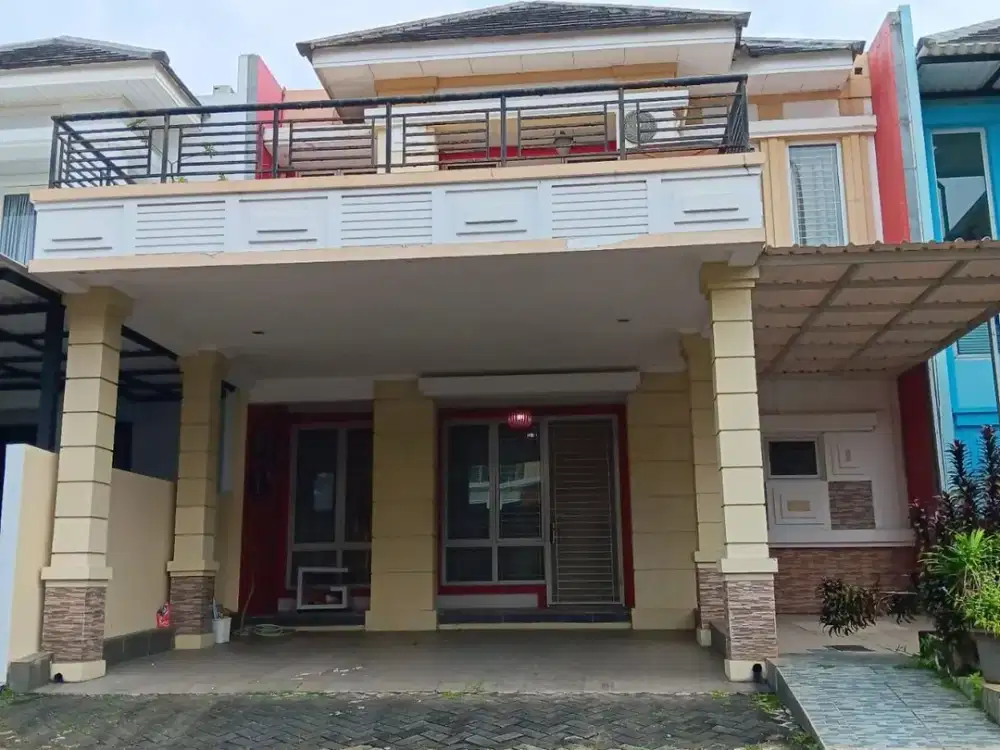Dijual Rumah 2 Lantai Kota Wisata Siap Huni