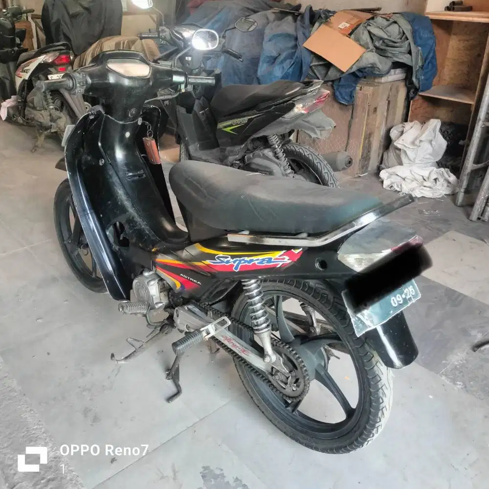 Honda Supra tahun 2000 area ciledug