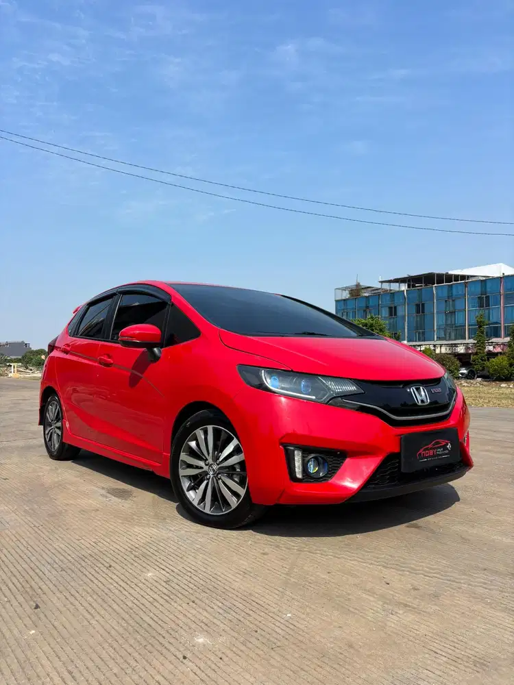 Honda Jazz 1.5 RS CVT 2015 ( Merah Metalik )