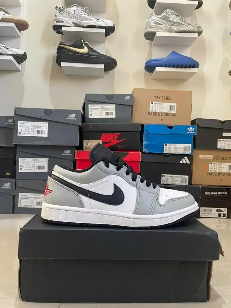Air Jordan 1 Low (Size 41) VVNDS Original 100%