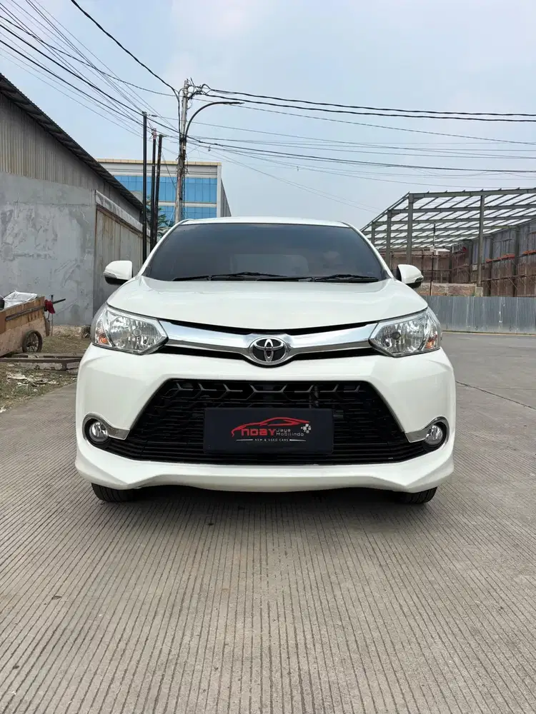 Toyota Avanza Veloz 1.3 2018 Automatic ( Putih Metalik )