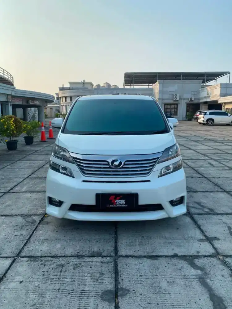 DP MINIM TOYOTA VELLFIRE 2011 Z AUDIOLESS AT