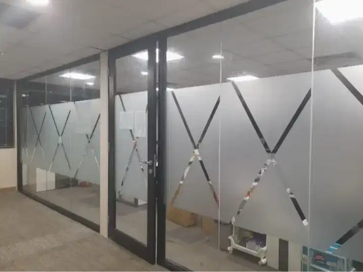 Sticker Sandblast, Kaca Film Rayband, Sparta, Oneway unt gedung,kantor