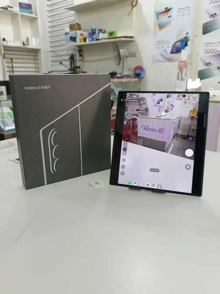 samsung Z FOLD 7 12/256,fulset,belum  pernah bongkar,no minus