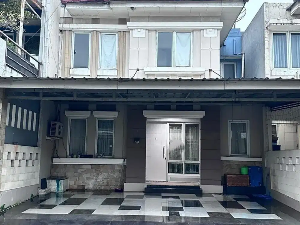 Dijual Rumah Kota Wisata 2,5 Lantai Siap Huni