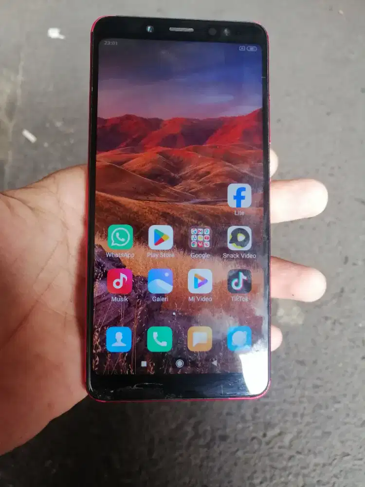 Redmi note 5 RAM 4/64