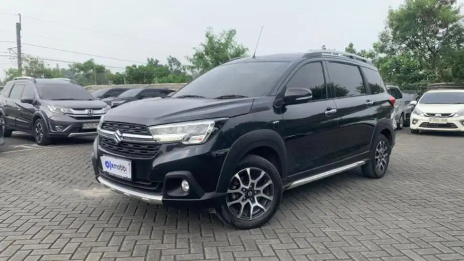 KM Rendah - Suzuki XL7 1.5 Beta Bensin-AT 2020