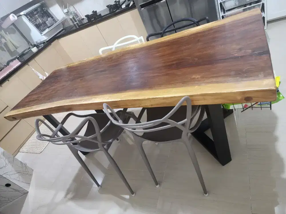 Meja makan set / Kayu trembesi / 2m panjang