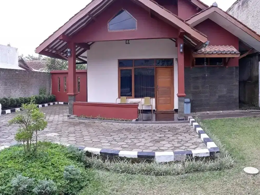 Dijual Rumah semi Villa luas Lembang kawasan Maribaya bandung barat