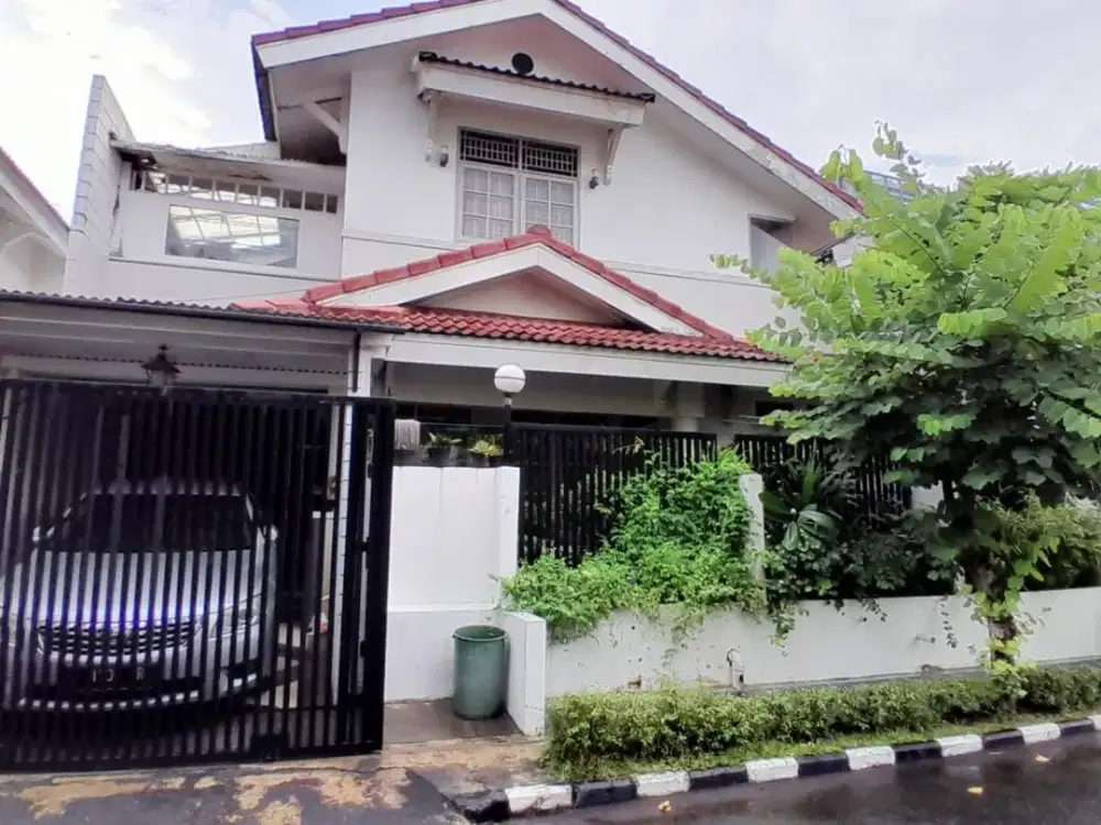 Dijual Rumah Nyaman Luas 180, Siap Huni - Bintaro Sektor 9 Tangerang Selatan