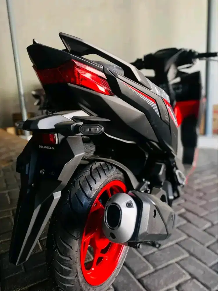 HONDA VARIO 160 NITRO