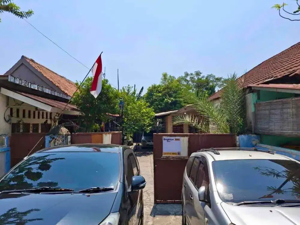 DIJUAL RUMAH HITUNG TANAH BONUS KONTRAKAN 5PINTU