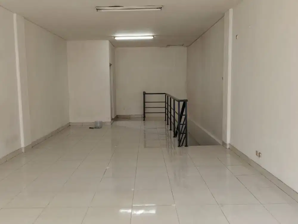 Ruko 3 Lantai Murah  Strategis di Sentra Timur Pulogebang Jakarta Timur